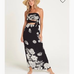 NWOT Billabong tropical floral Hawaii Slice N Dice maxi dress medium